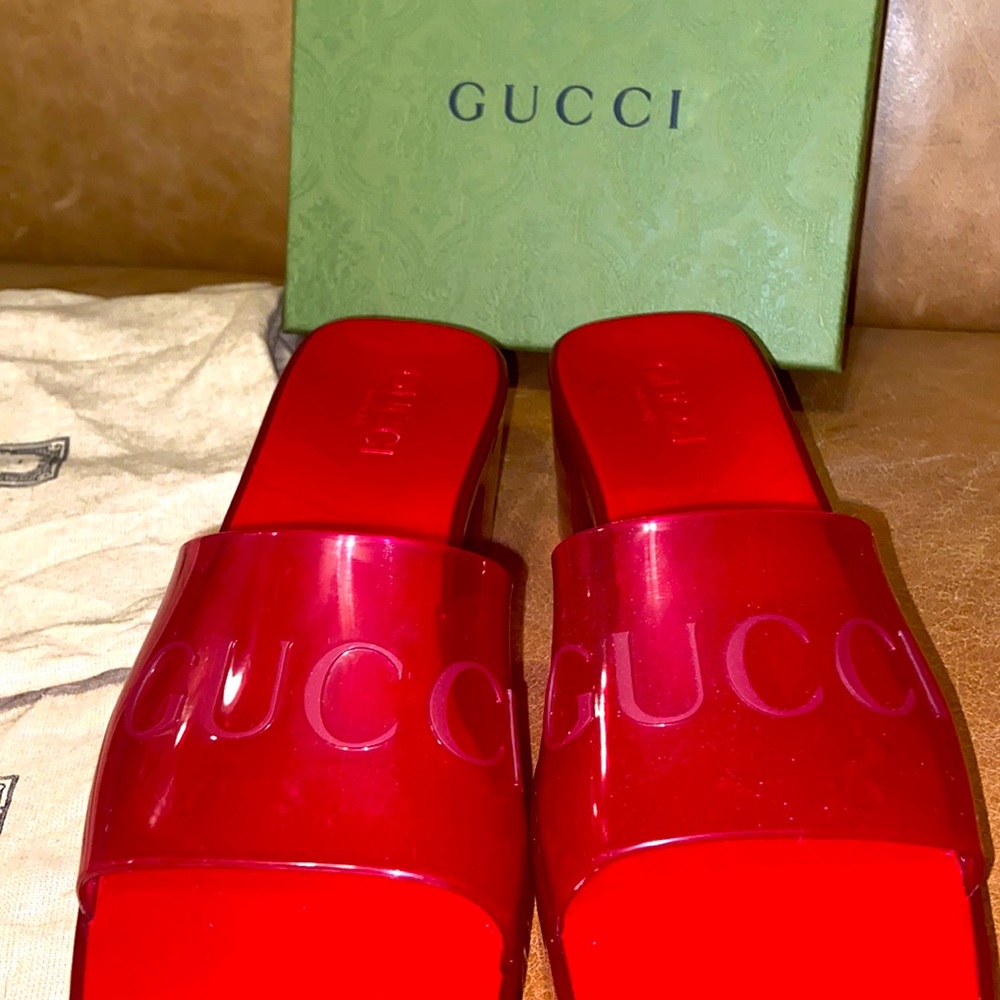 GUCCI Jelly Sandals